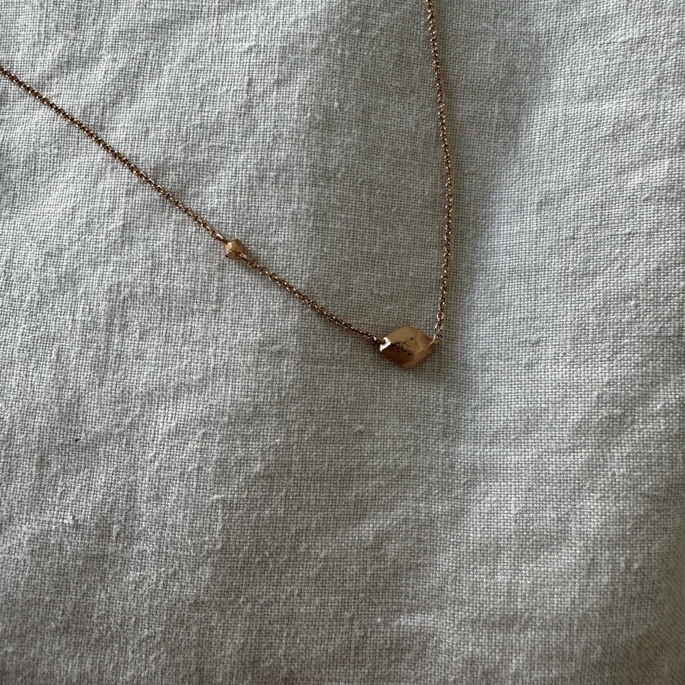Kendra Scott Necklace